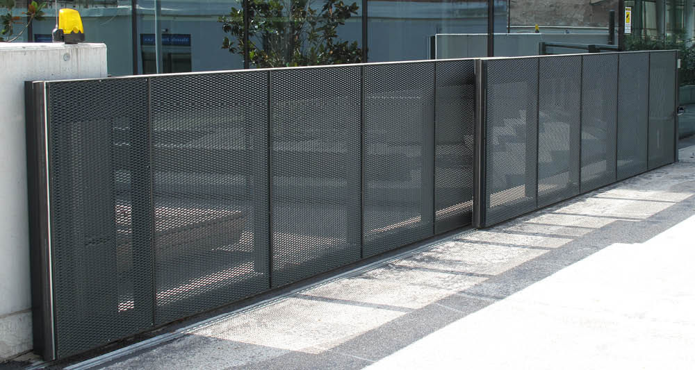 Commercial Fencing Services in Savannah - 912-417-3269